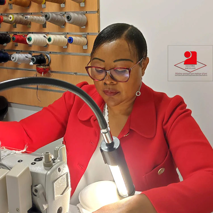 Montage et couture en atelier