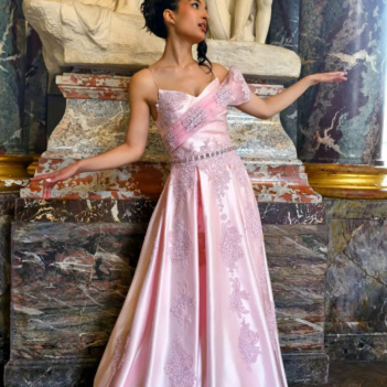 Robe de cérémonie longue et asymétrique Cendrillon